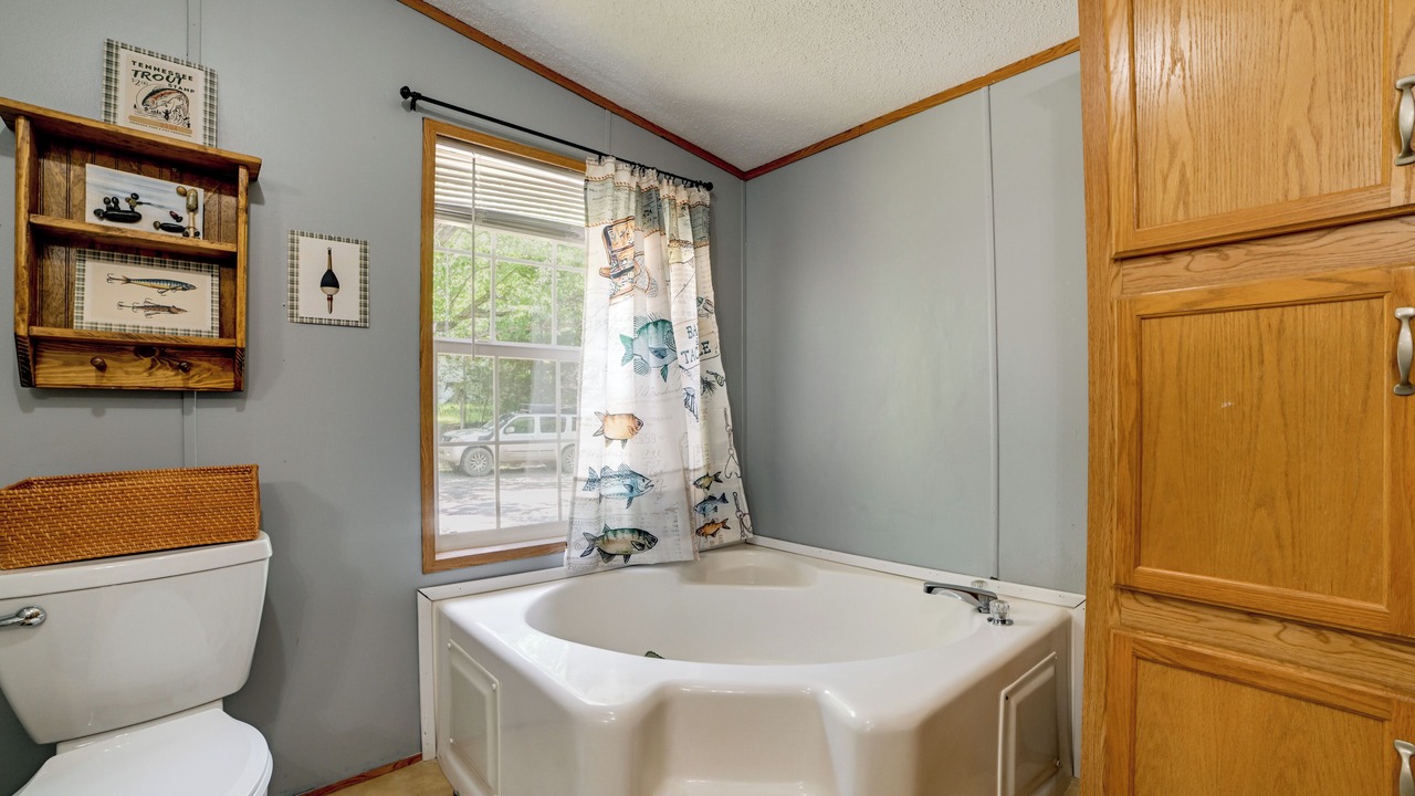 Photo of Bathroom in Kuttawa