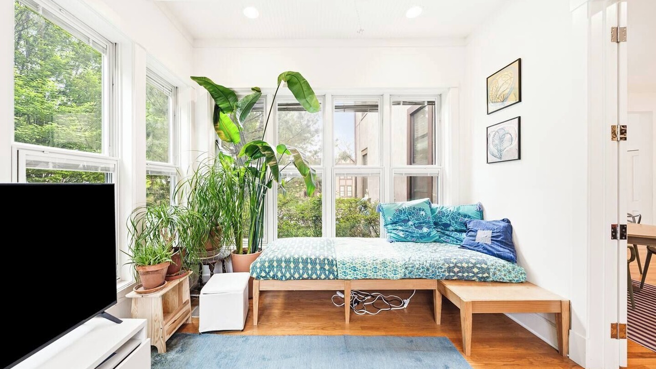 Photo of Bedroom in Westside North
