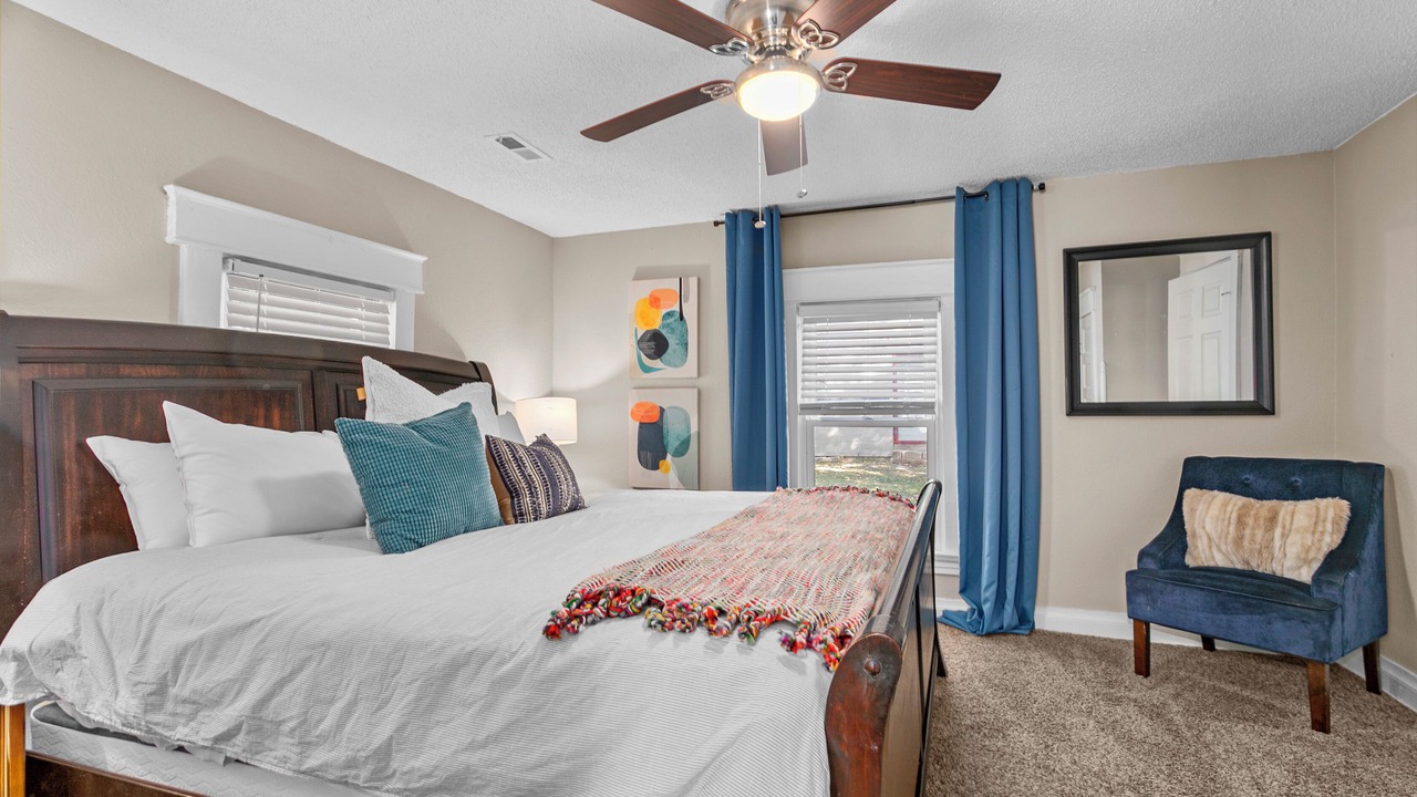 Photo of Bedroom in Rosedale