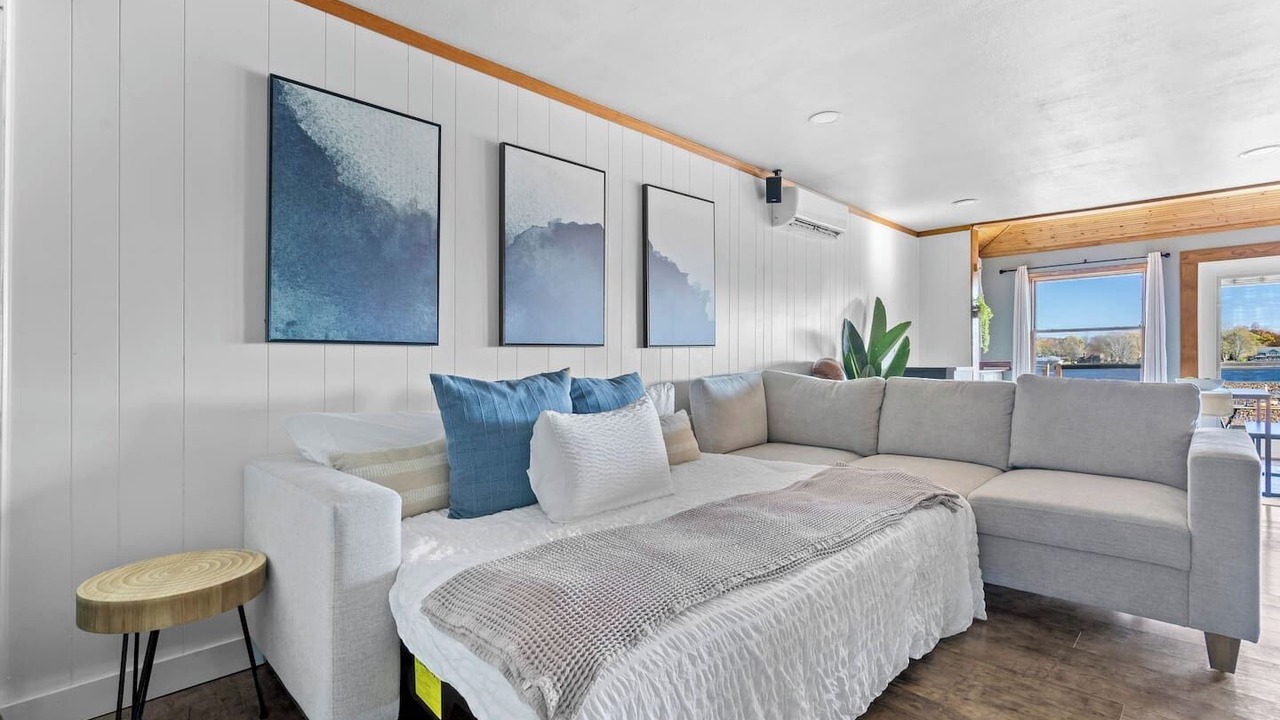 Photo of Livingroom in Osceola