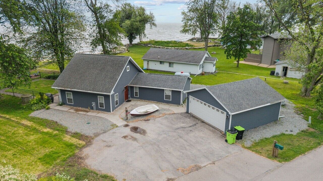 Photo of Others in Little Suamico