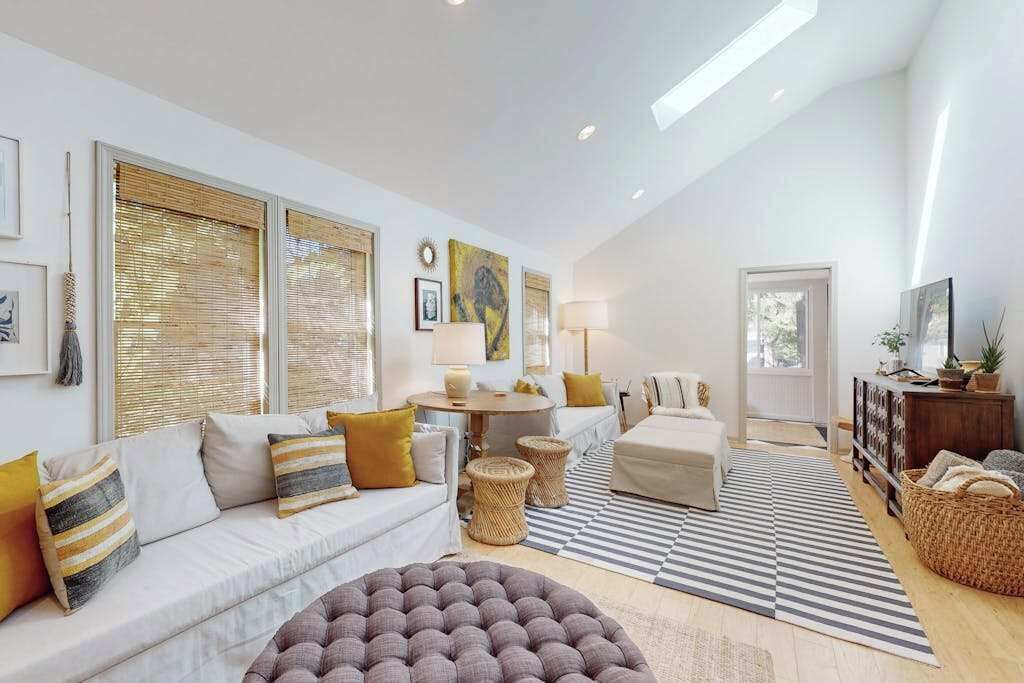 Photo of Livingroom in Lakeside
