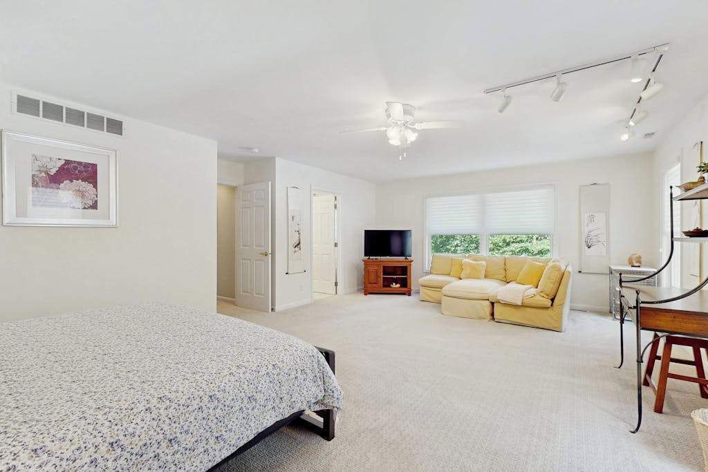 Photo of Bedroom in Grand Beach