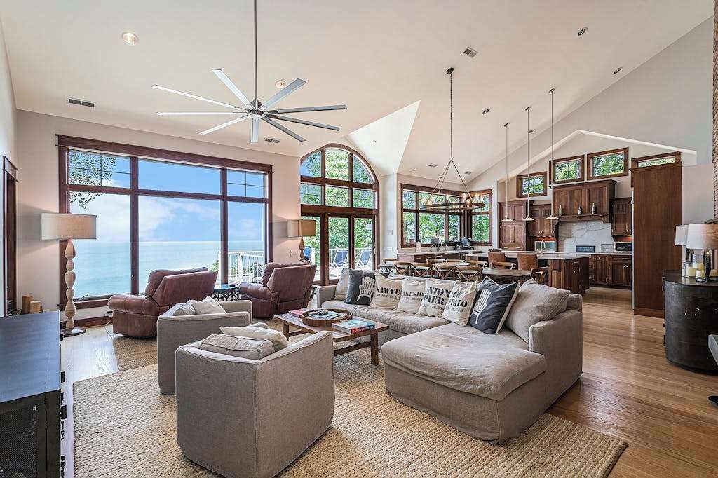 Photo of Livingroom in Harbert