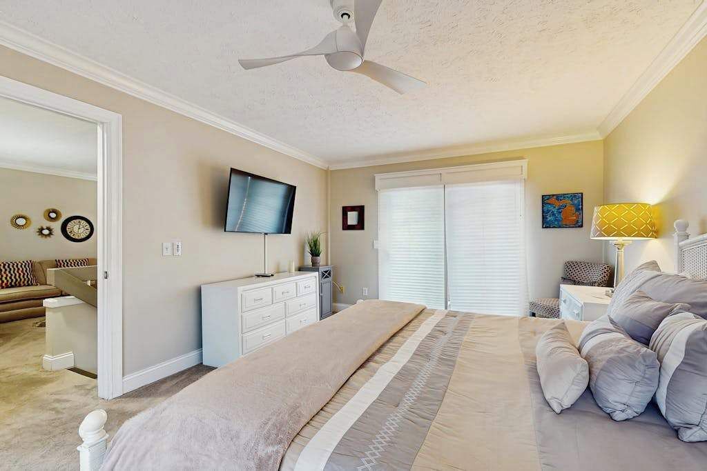 Photo of Bedroom in Harbor Springs