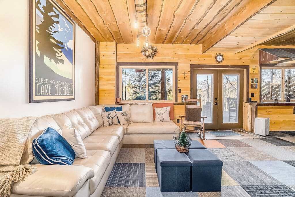 Photo of Livingroom in Thompsonville
