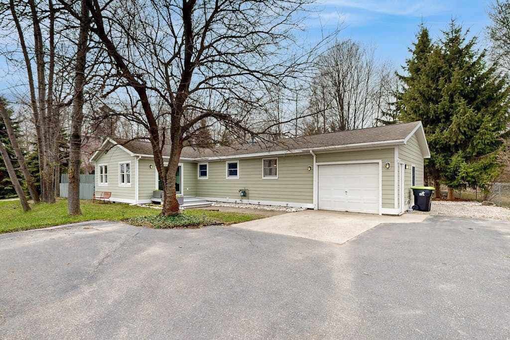Photo of Outdoor in Suttons Bay