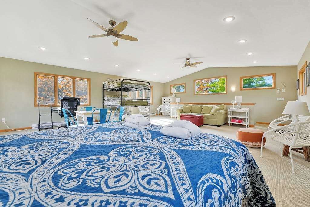 Photo of Bedroom in Empire