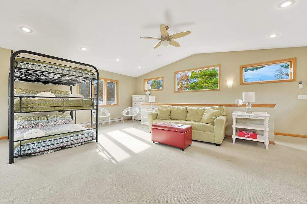 Photo of Bedroom in Empire