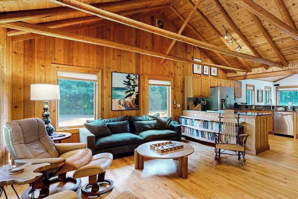 Photo of Livingroom in Beulah