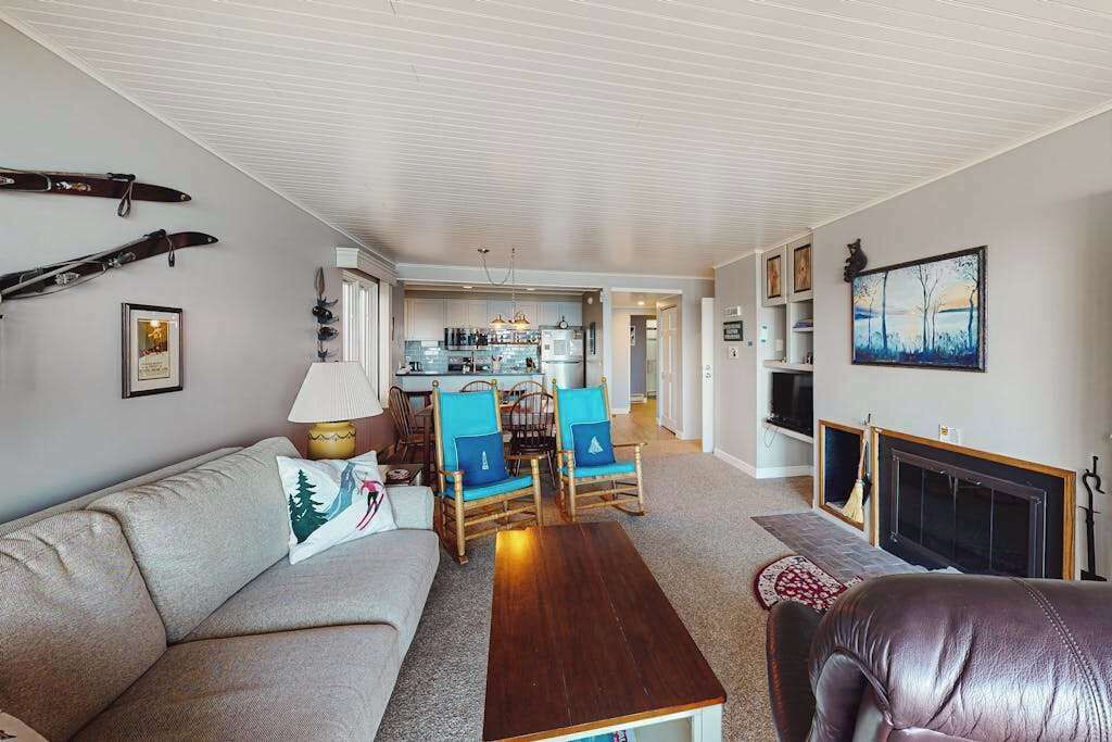 Photo of Livingroom in Maple City