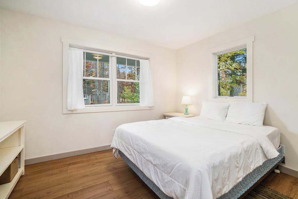 Photo of Bedroom in Lake Township