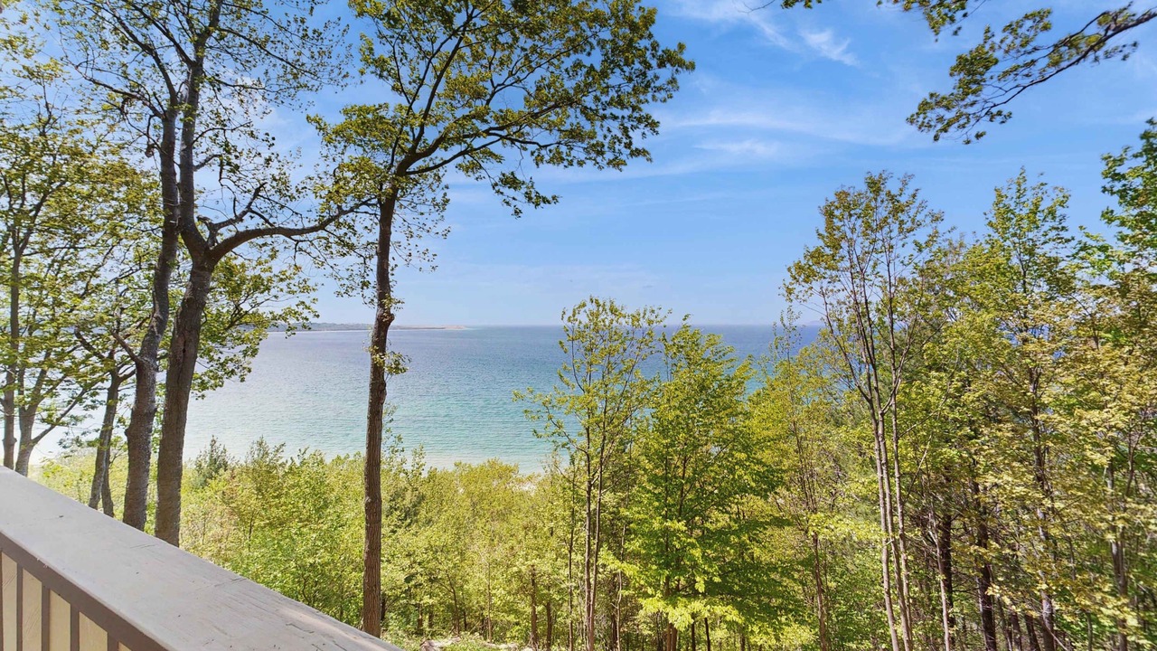 Photo of Outdoor in Maple City