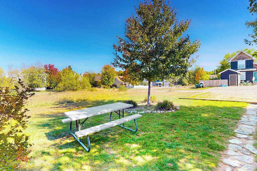 Photo of Outdoor in Empire