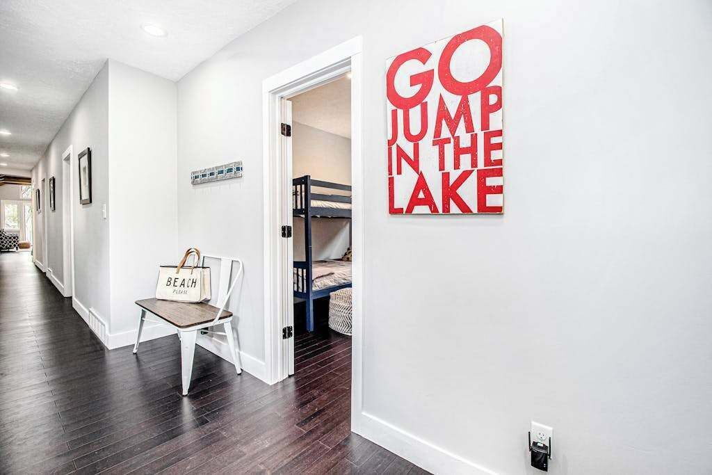 Photo of Bedroom in Lakeside