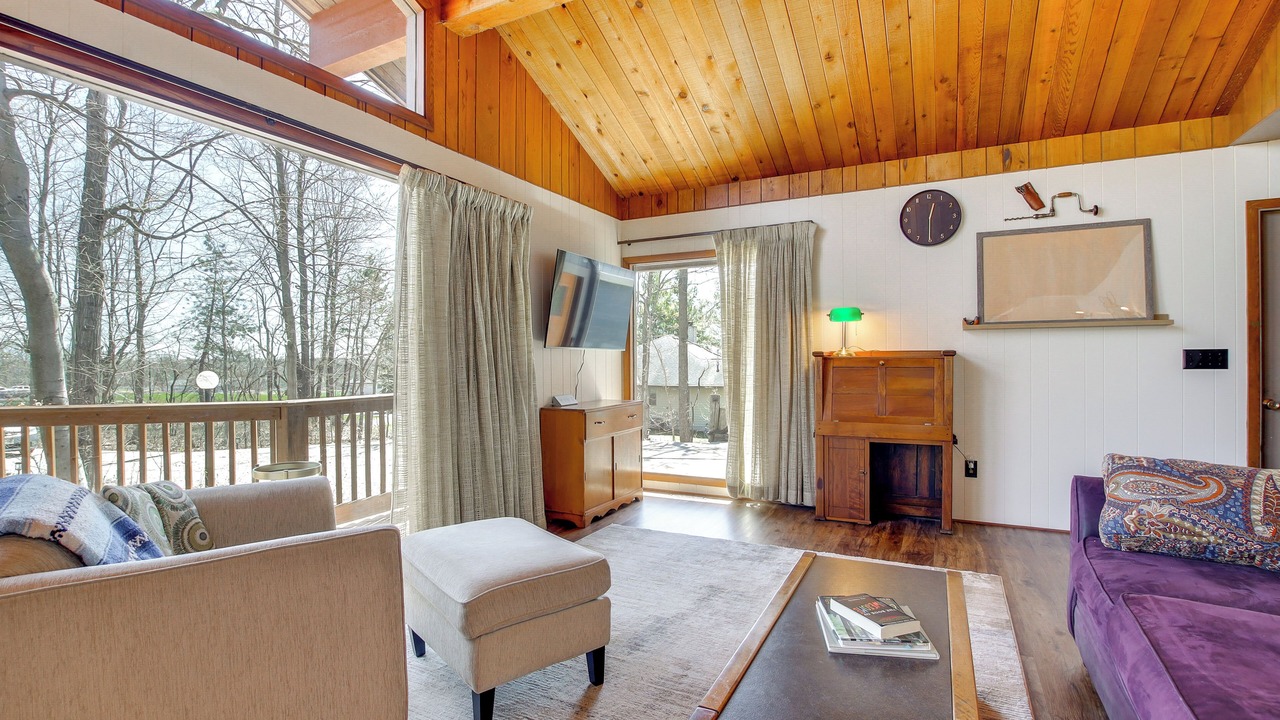 Photo of Livingroom in Plymouth