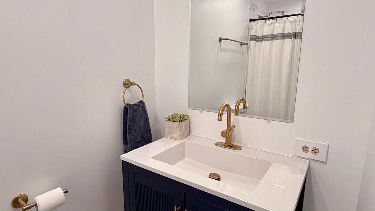 Photo of Bathroom in Gobles