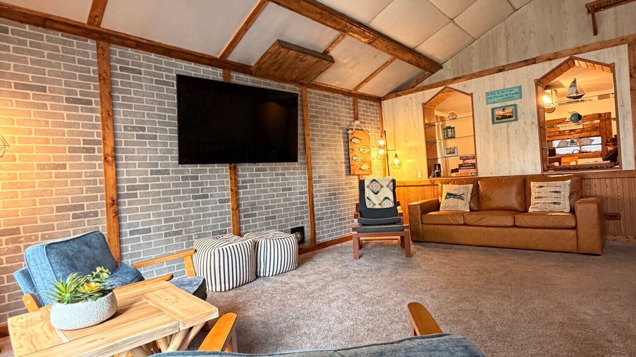 Photo of Livingroom in Gobles