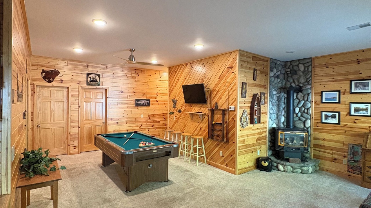 Photo of Bedroom in Millersburg