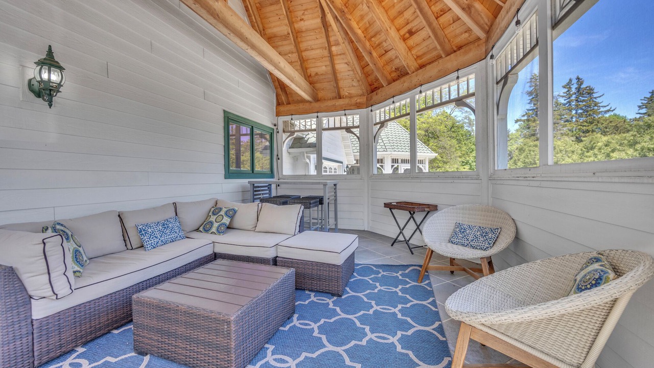 Photo of Livingroom in Elkhart Lake