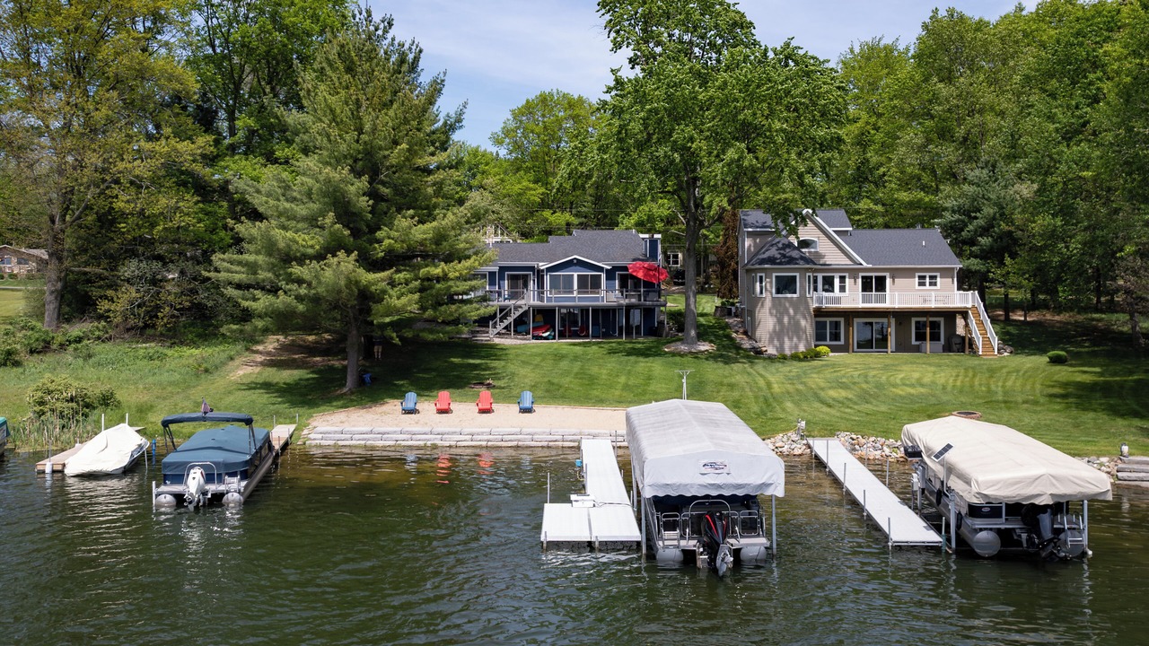 Photo of Outdoor in Canadian Lakes