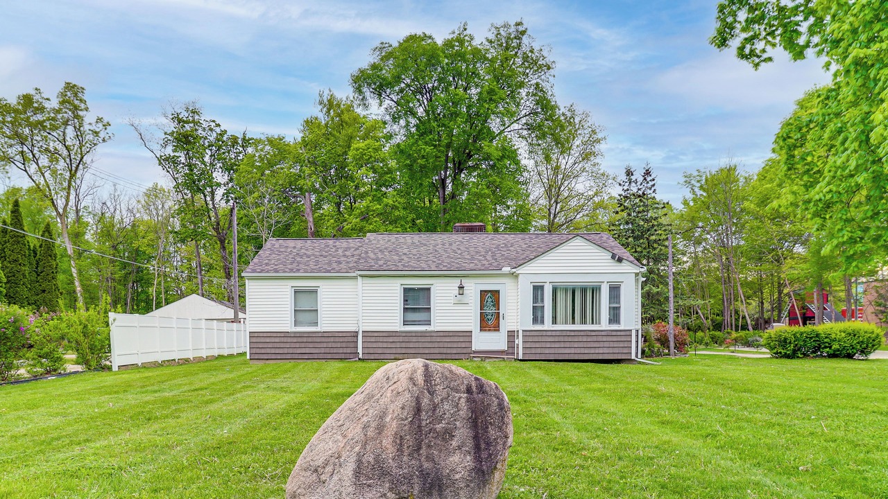Photo of Outdoor in Farmington Hills