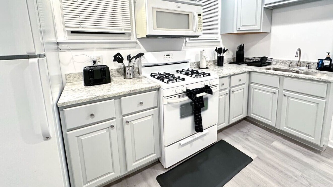 Photo of Kitchen in Forest Park