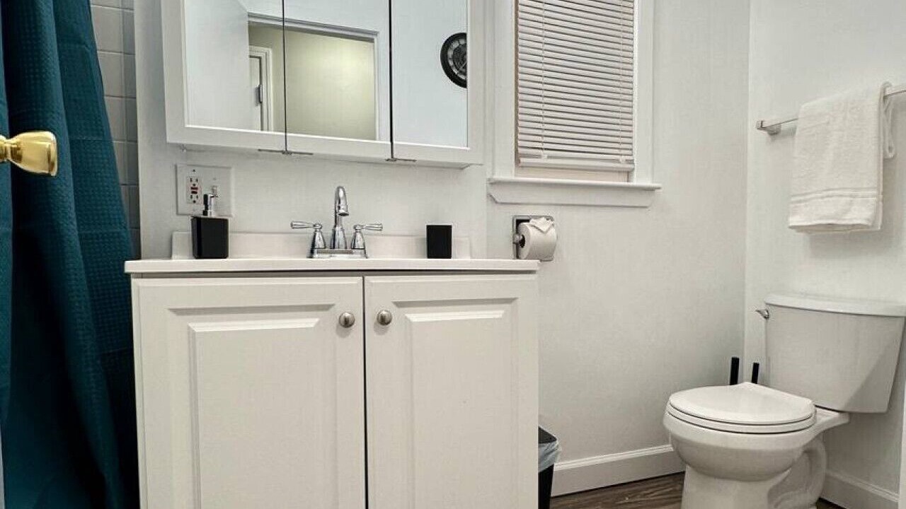 Photo of Bathroom in Forest Park