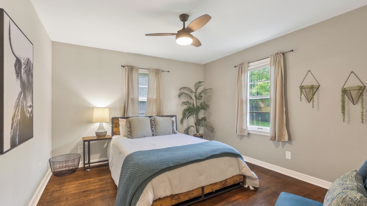 Photo of Bedroom in Rosedale