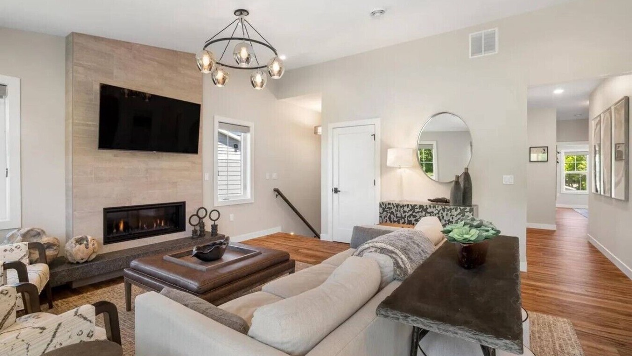 Photo of Livingroom in Plymouth