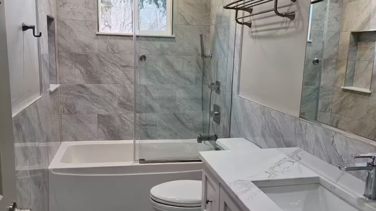 Photo of Bathroom in Burns Harbor