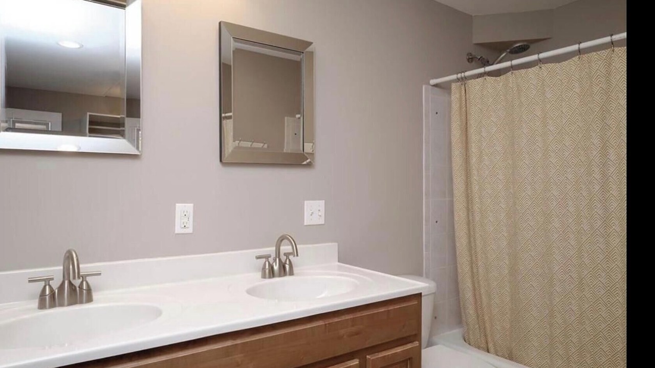 Photo of Bathroom in Benton Park