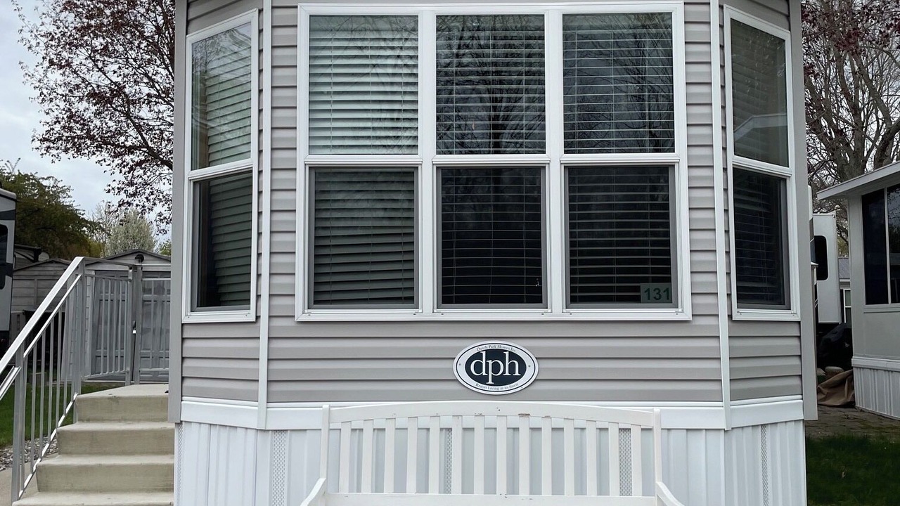 Photo of Outdoor in Six Lakes