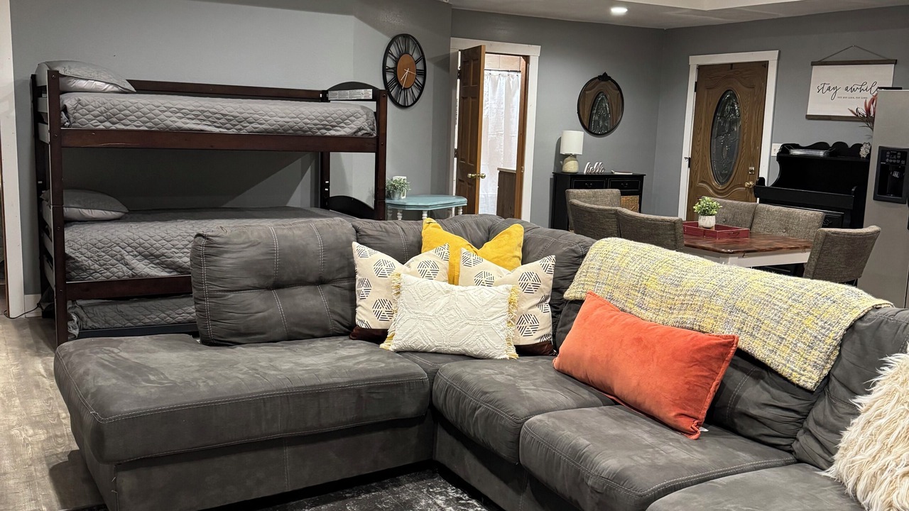 Photo of Livingroom in Smithshire