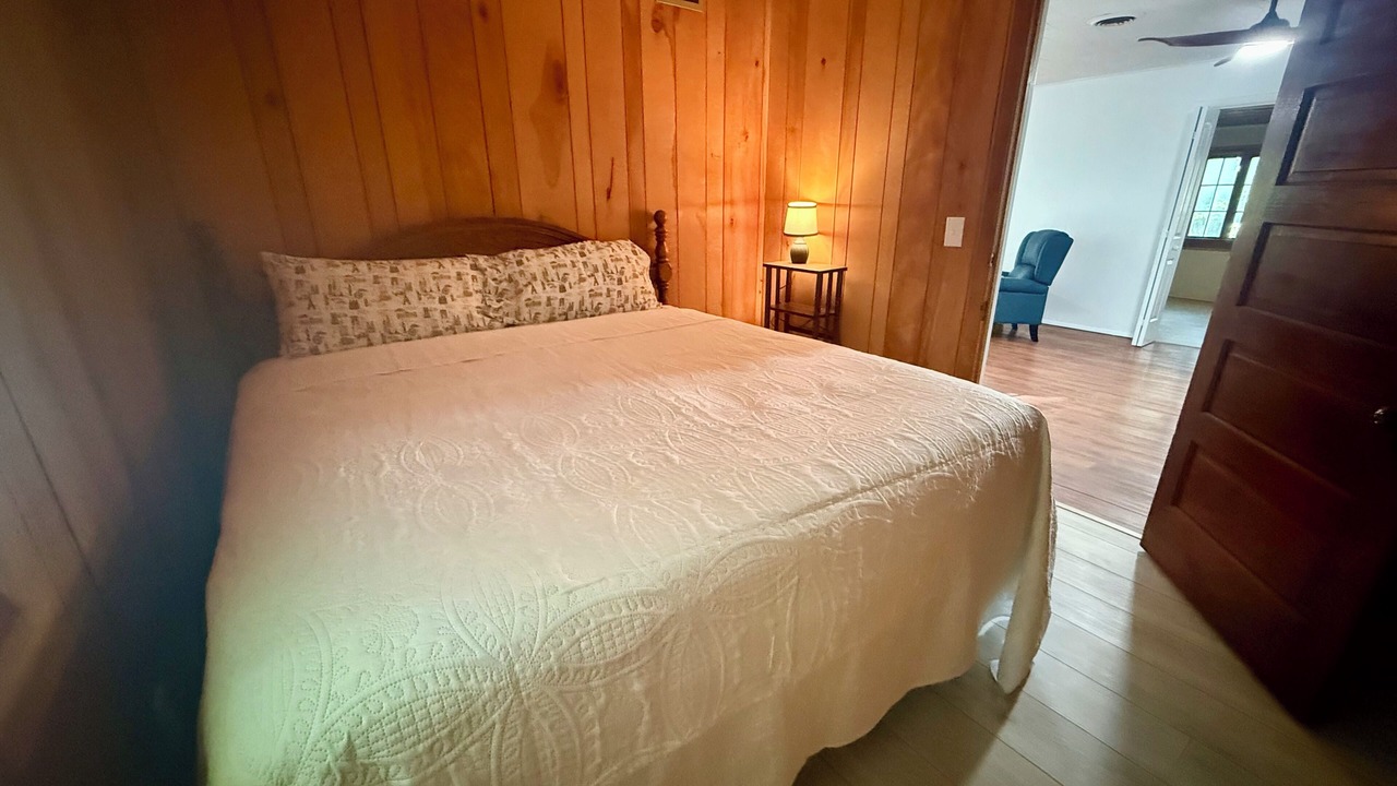Photo of Bedroom in Hamilton