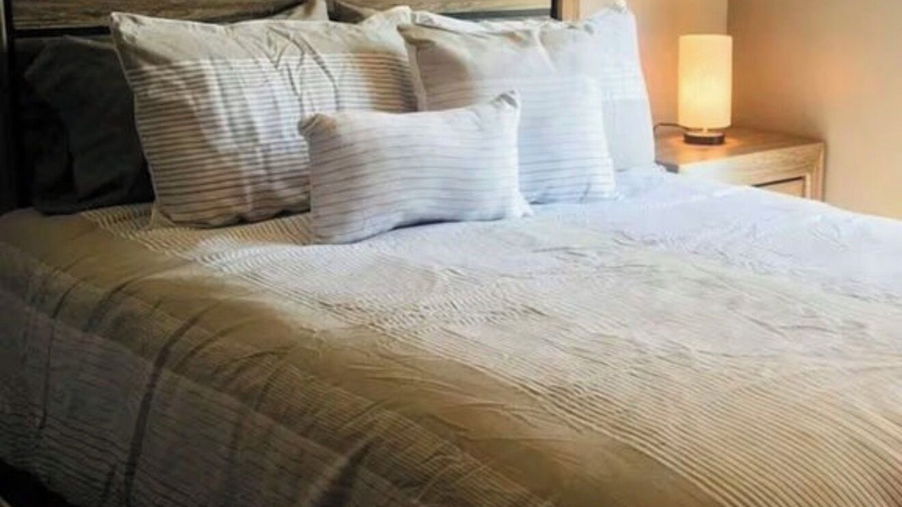 Photo of Bedroom in Chicago Ridge