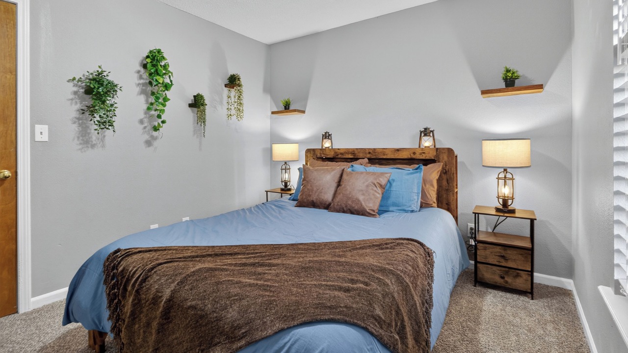 Photo of Bedroom in Blue Springs