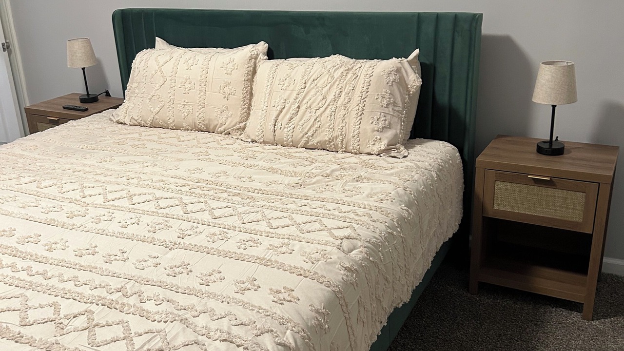 Photo of Bedroom in Detroit