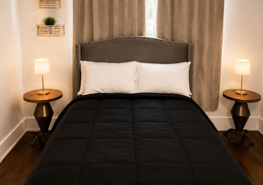 Photo of Bedroom in Detroit