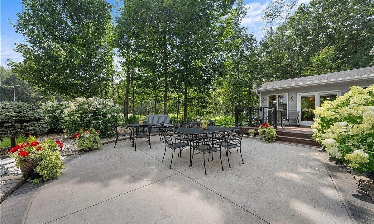 Photo of Outdoor in Baldwin