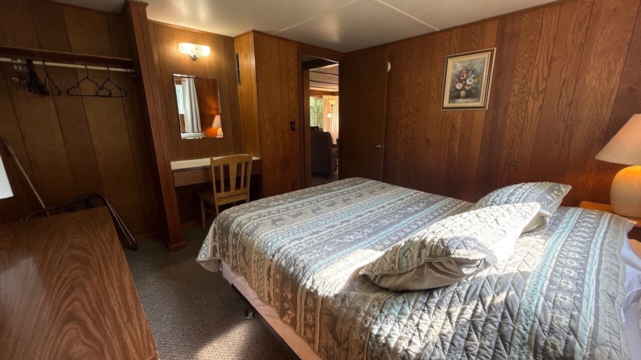 Photo of Bedroom in Ontonagon
