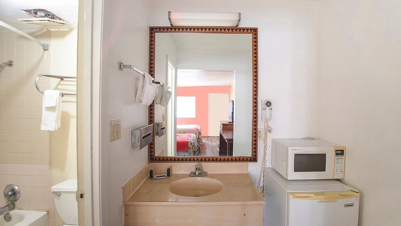 Photo of Bathroom in Elkhart
