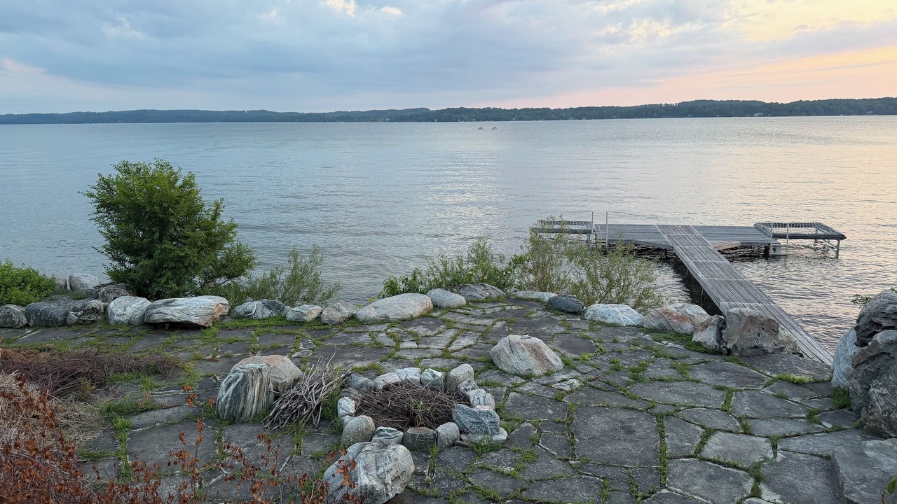 Photo of Others in Central Lake