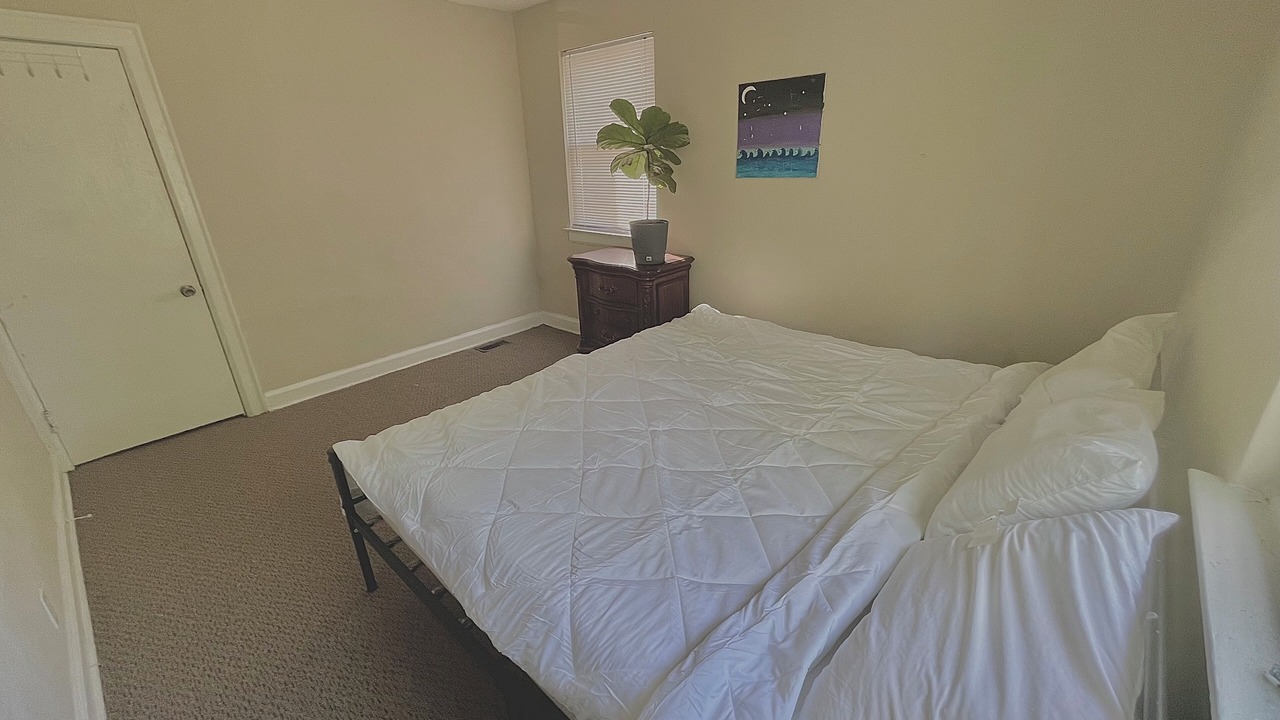 Photo of Bedroom in Detroit