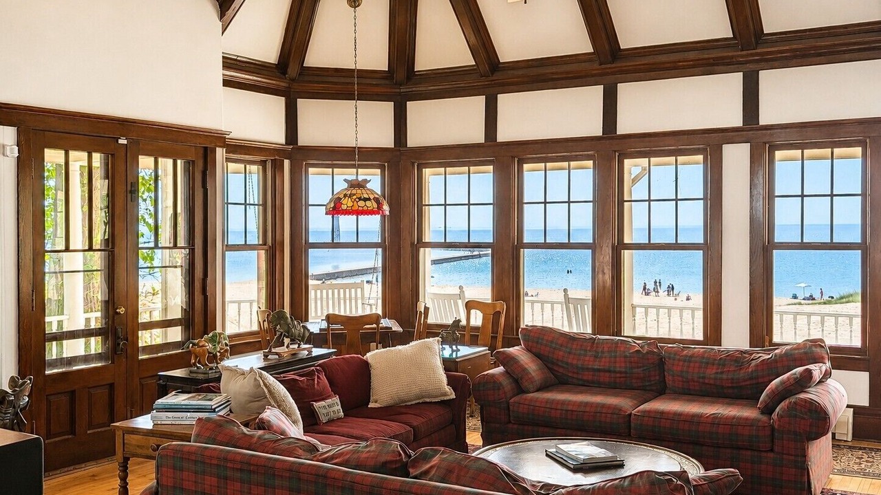 Photo of Livingroom in Frankfort