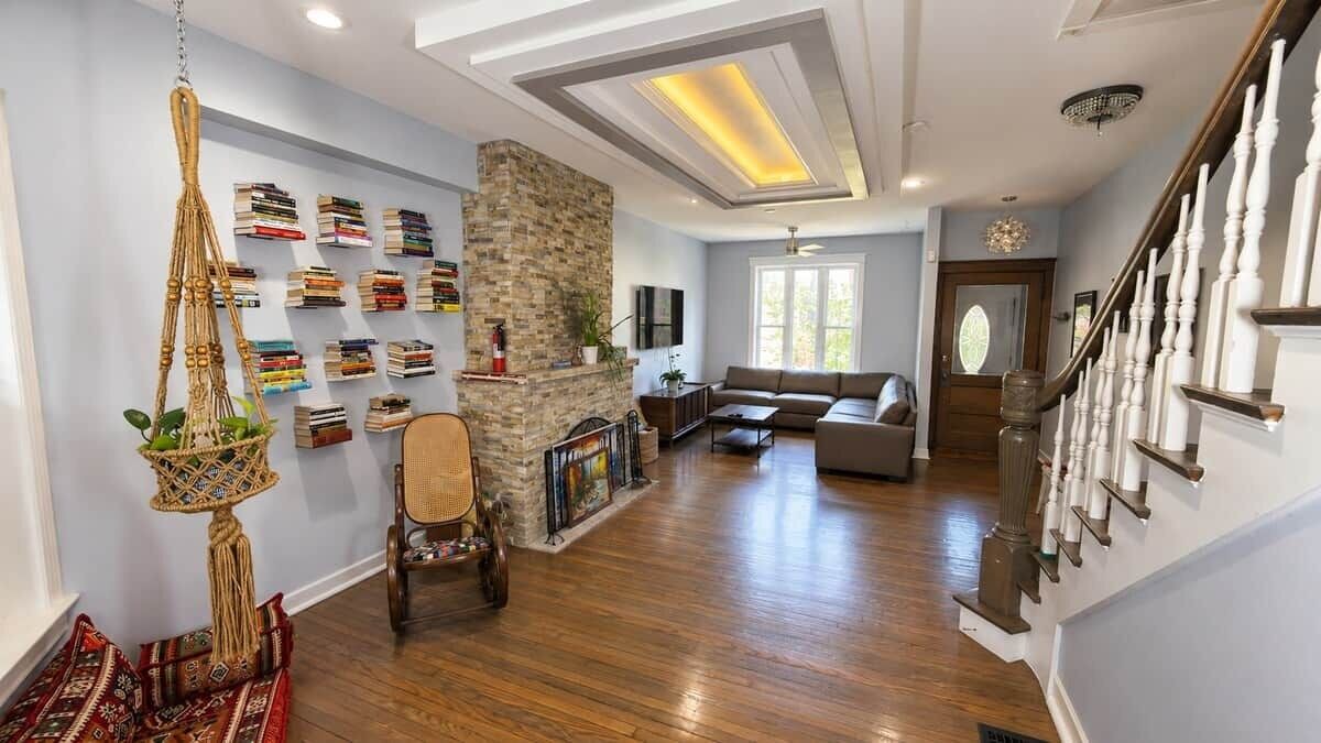 Photo of Livingroom in Woodlawn