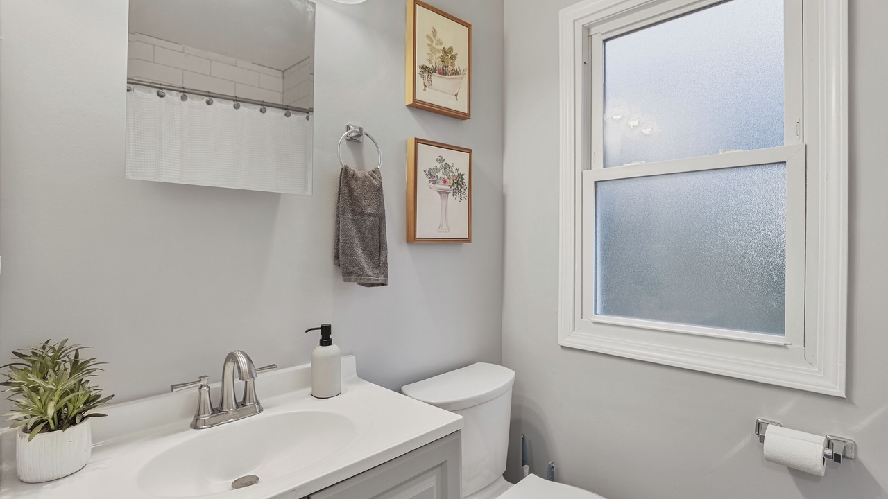Photo of Bathroom in Bensenville