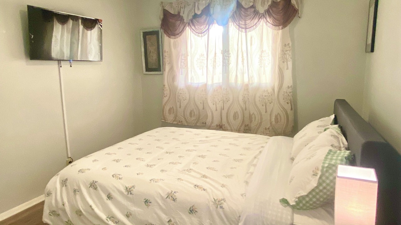 Photo of Bedroom in Milwaukee