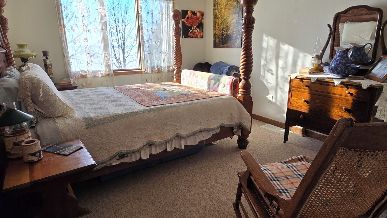Photo of Bedroom in Escanaba