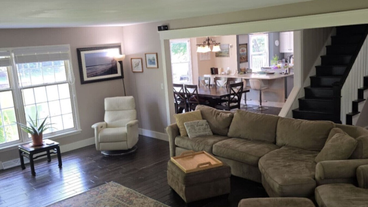 Photo of Livingroom in Spring Lake